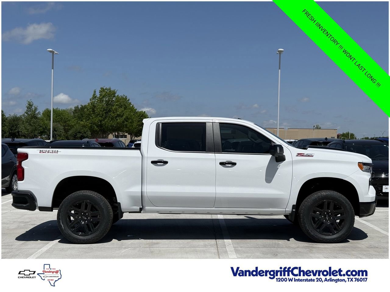 New 2026 Chevrolet Silverado 1500 LT Trail Boss w/ LT Trail Boss Premium Package AWD/4WD image 3