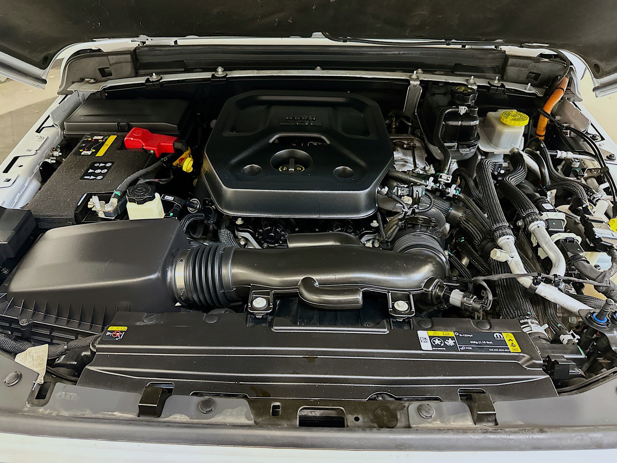 Used 2023 Jeep Wrangler Sahara image 34