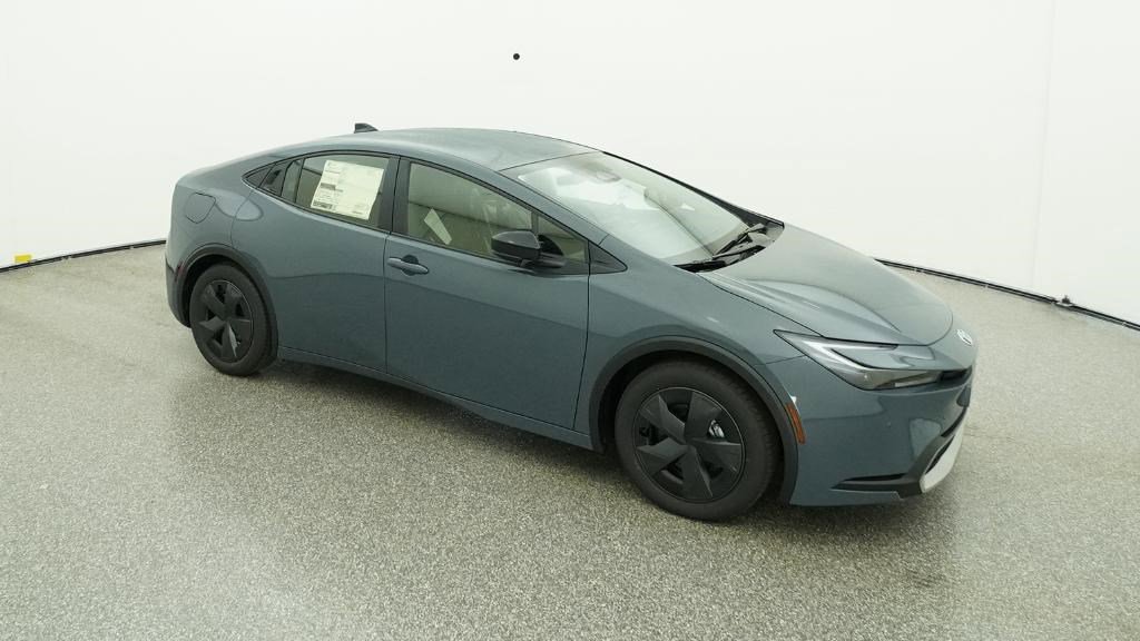 New 2026 Toyota Prius Plug-In Hybrid FWD image 39