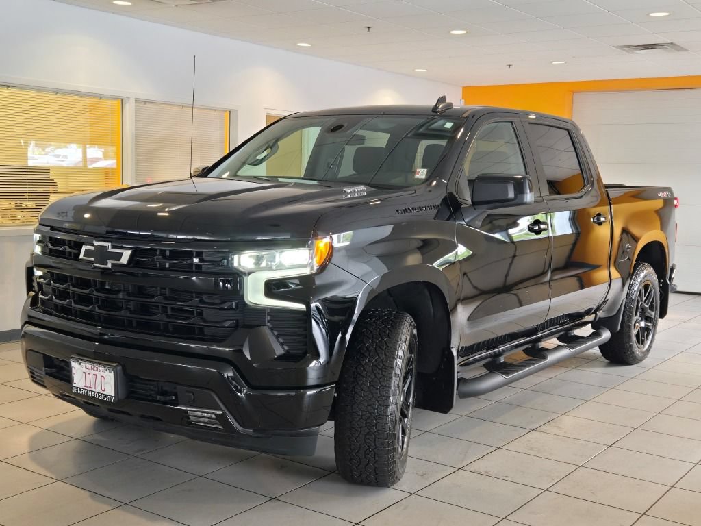 Used 2024 Chevrolet Silverado 1500 RST w/ Protection Package AWD/4WD image 4
