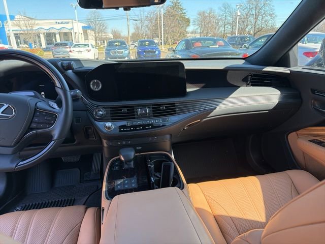 Used 2024 Lexus LS 500 500 Base w/ Interior Upgrade Package image 9