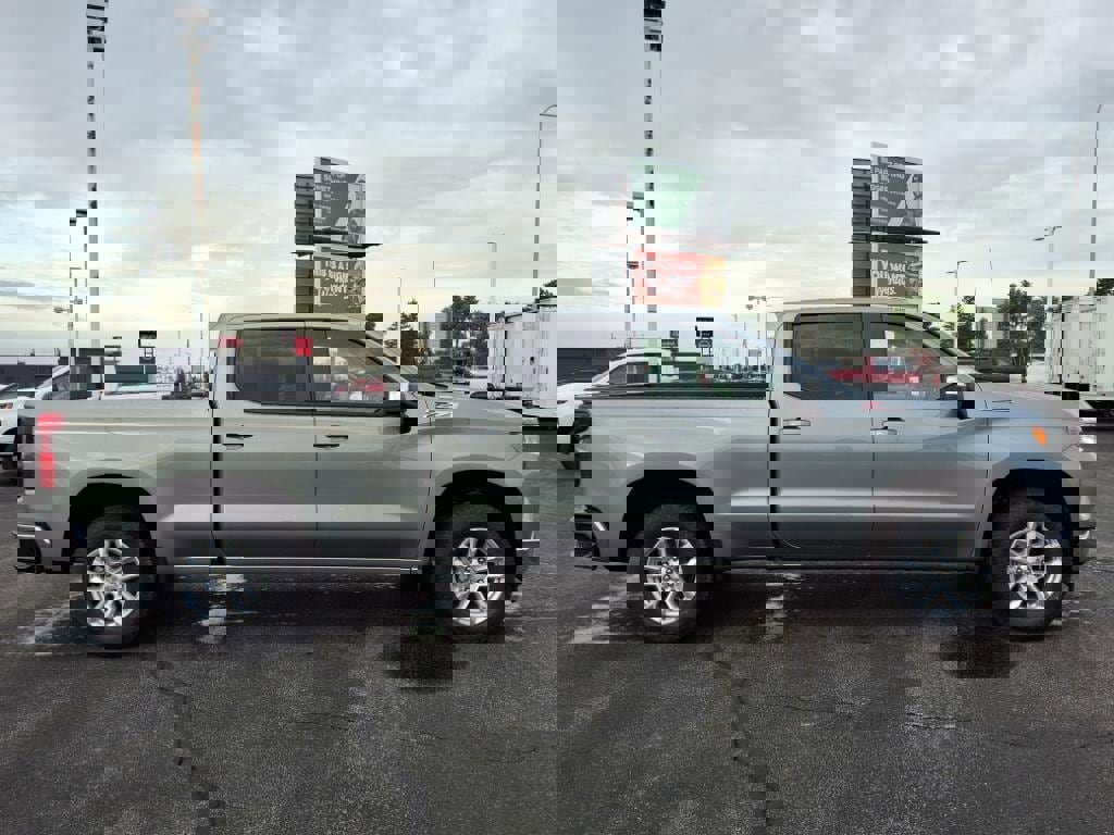 New 2025 Chevrolet Silverado 1500 LT AWD/4WD image 2