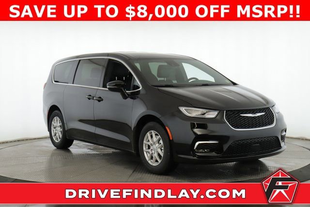 New 2026 Chrysler Pacifica Select image 1