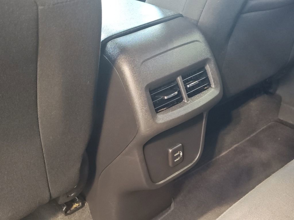 Used 2022 Chevrolet Equinox LT AWD/4WD image 29