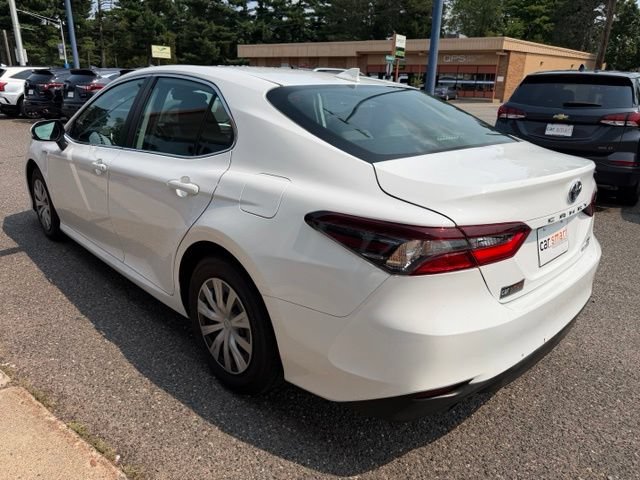 Used 2021 Toyota Camry LE FWD image 5
