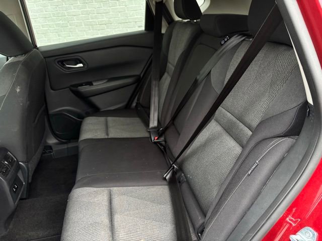 Used 2024 Nissan Rogue SV image 23