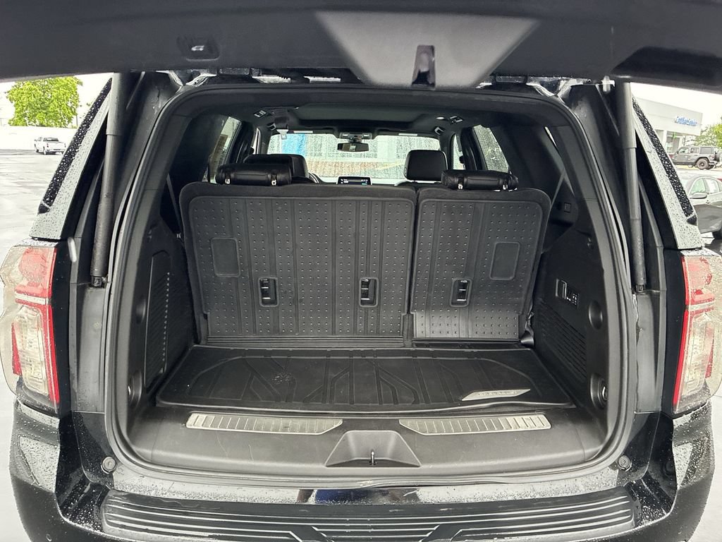 Used 2022 Chevrolet Tahoe RST w/ Luxury Package AWD/4WD image 21