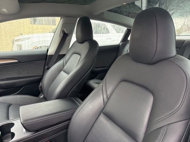 Used 2023 Tesla Model 3 Standard Range image 10
