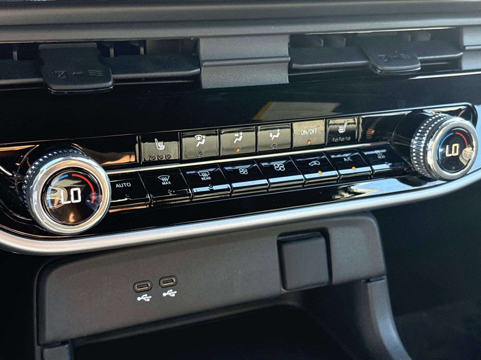 Used 2024 Honda Prologue EX image 29