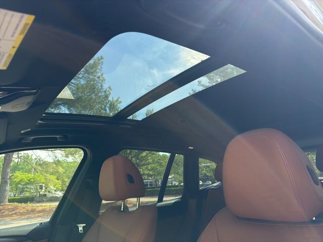 Used 2022 BMW X3 xDrive30i w/ M Sport Package 2 image 21