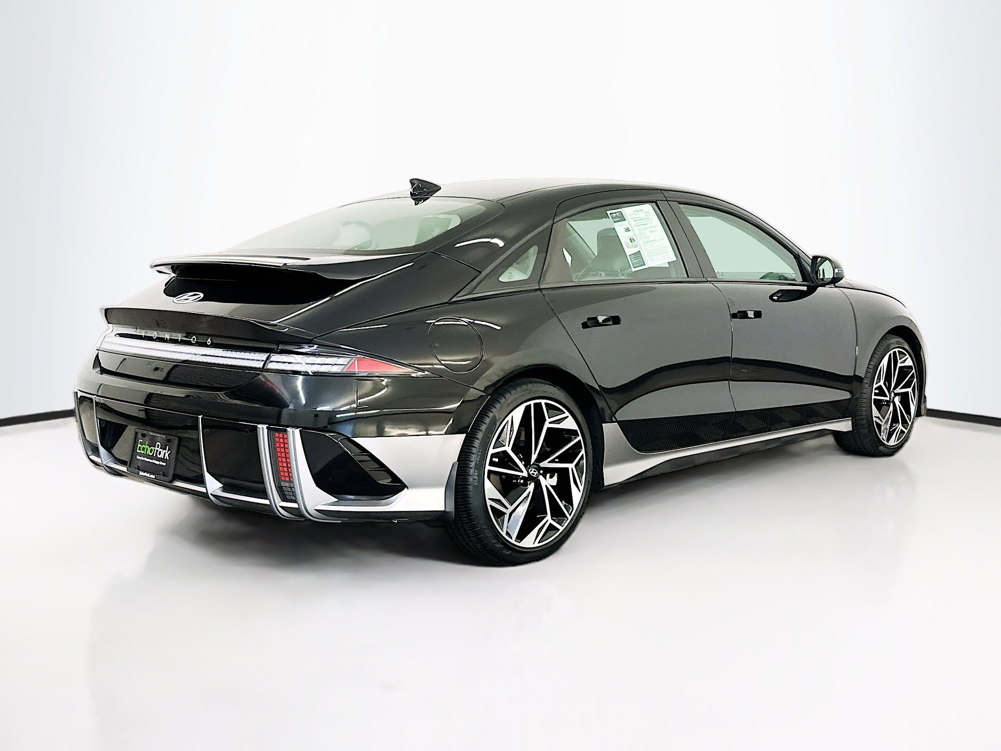 Used 2023 Hyundai Ioniq 6 SEL image 9