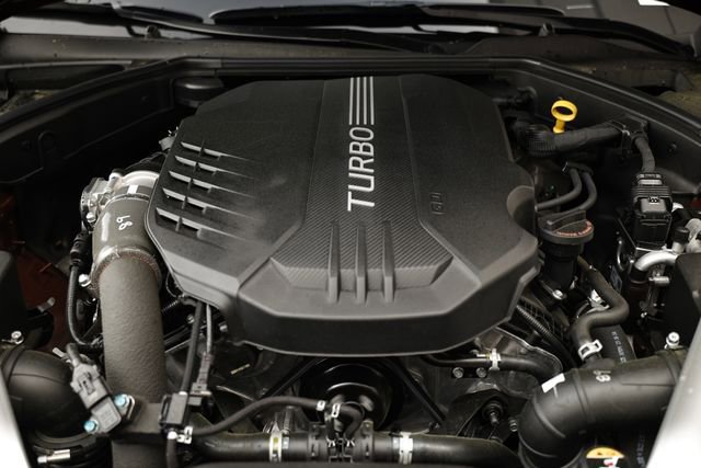 New 2025 Genesis G70 3.3T Advanced image 16