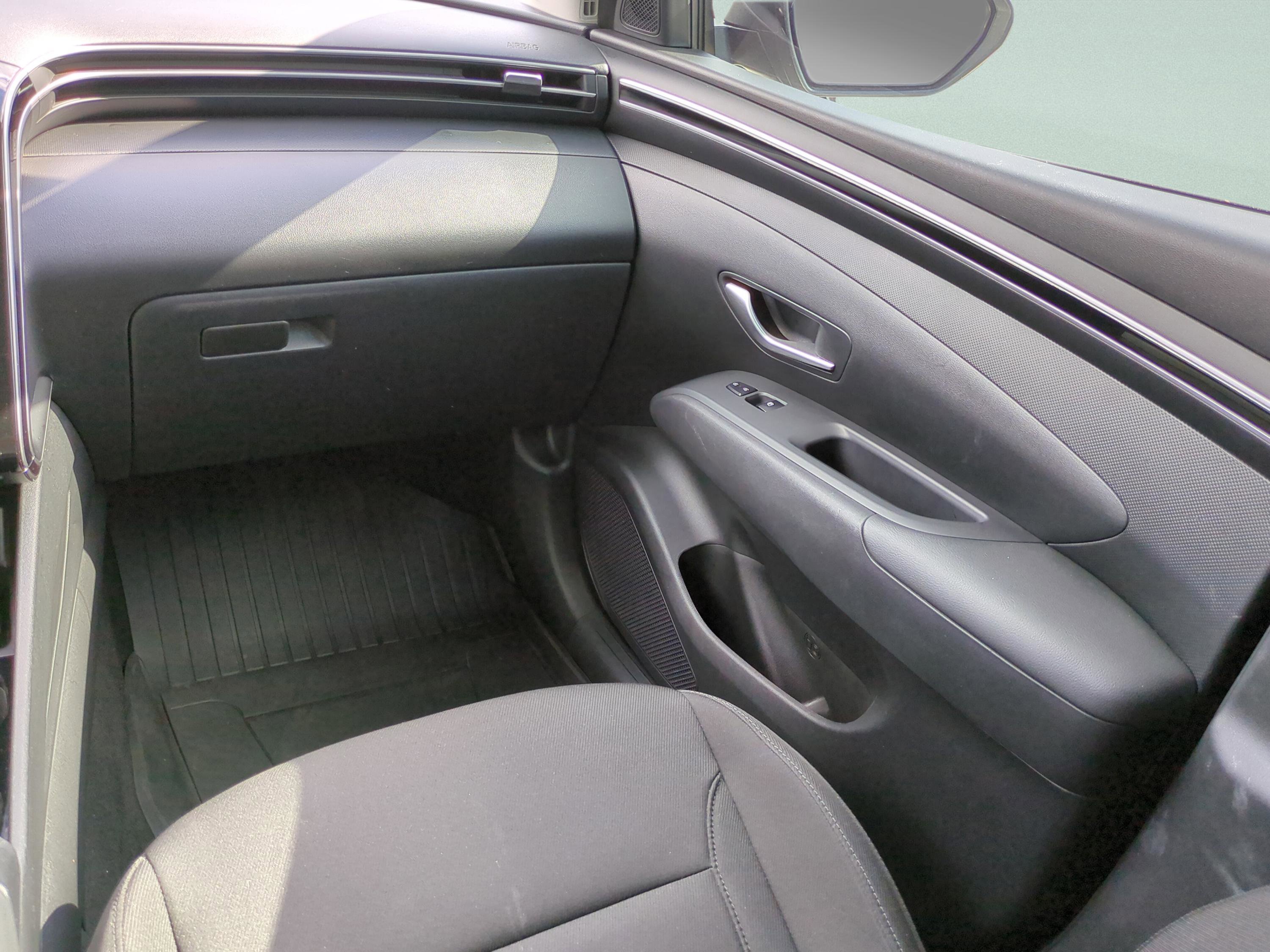 Certified 2023 Hyundai Tucson SEL w/ Winter Package image 16