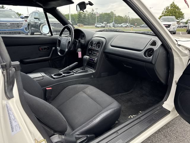 Used 1996 MAZDA MX-5 Miata RWD image 21