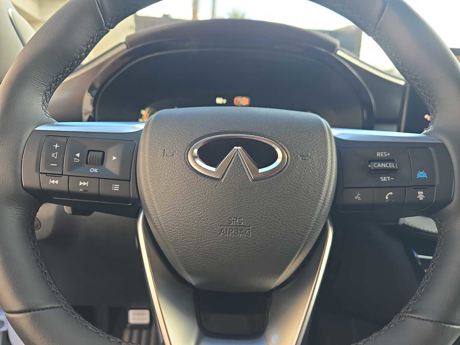 Certified 2026 INFINITI QX60 Luxe w/ Cargo Package FWD image 24