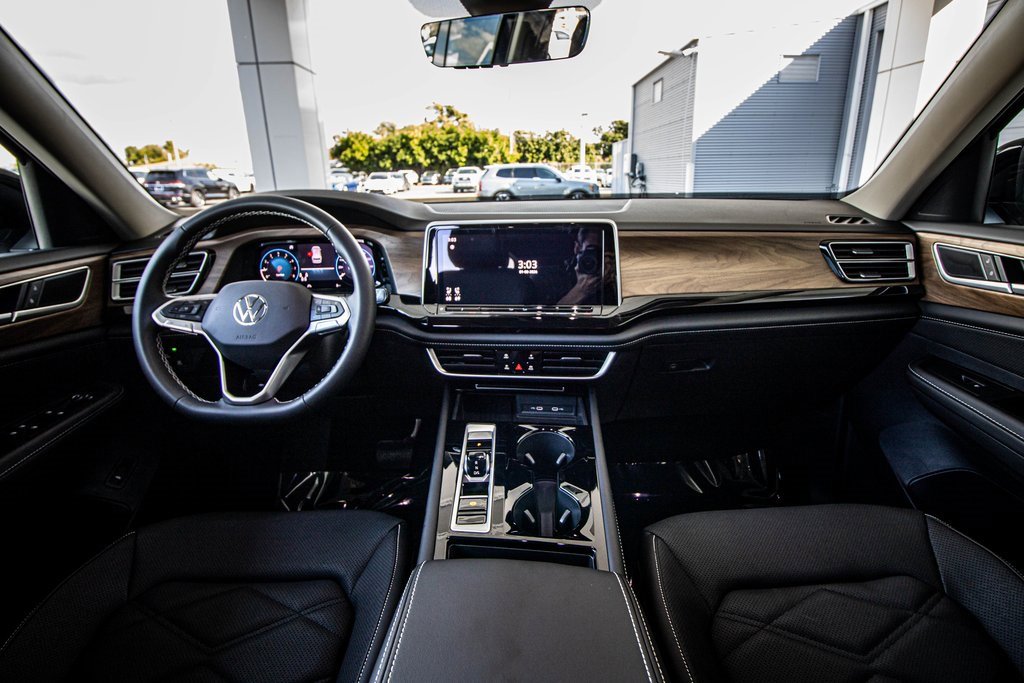 New 2026 Volkswagen Atlas SE image 30
