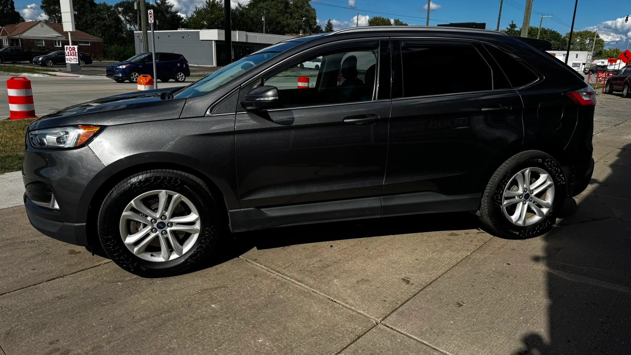 Used 2019 Ford Edge SEL w/ Equipment Group 201A AWD/4WD image 7