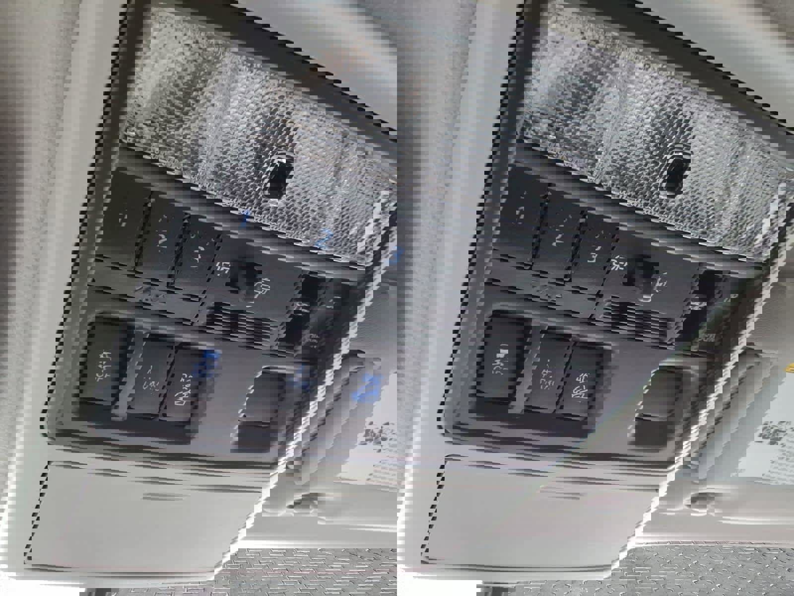 Used 2019 Toyota 4Runner TRD Off-Road AWD/4WD image 22