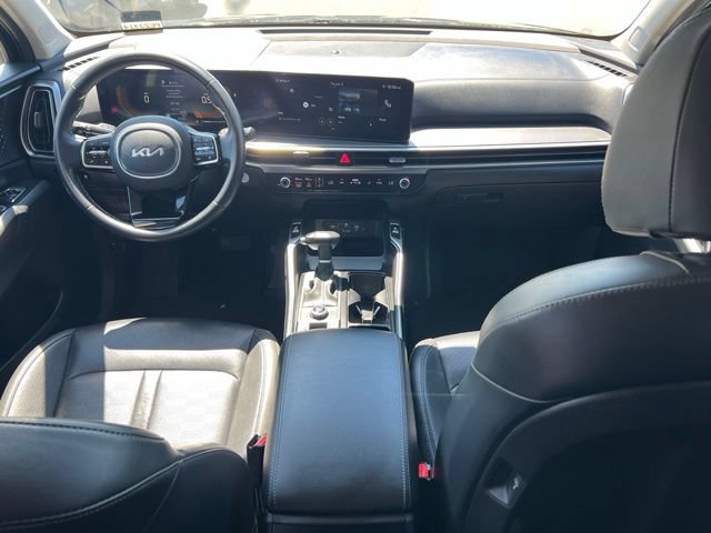 Certified 2024 Kia Sorento S FWD image 10