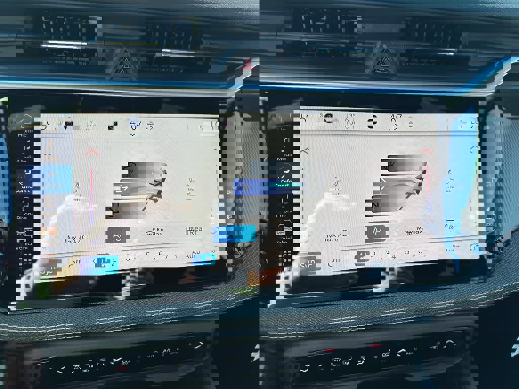 New 2026 Jeep Cherokee Laredo image 17