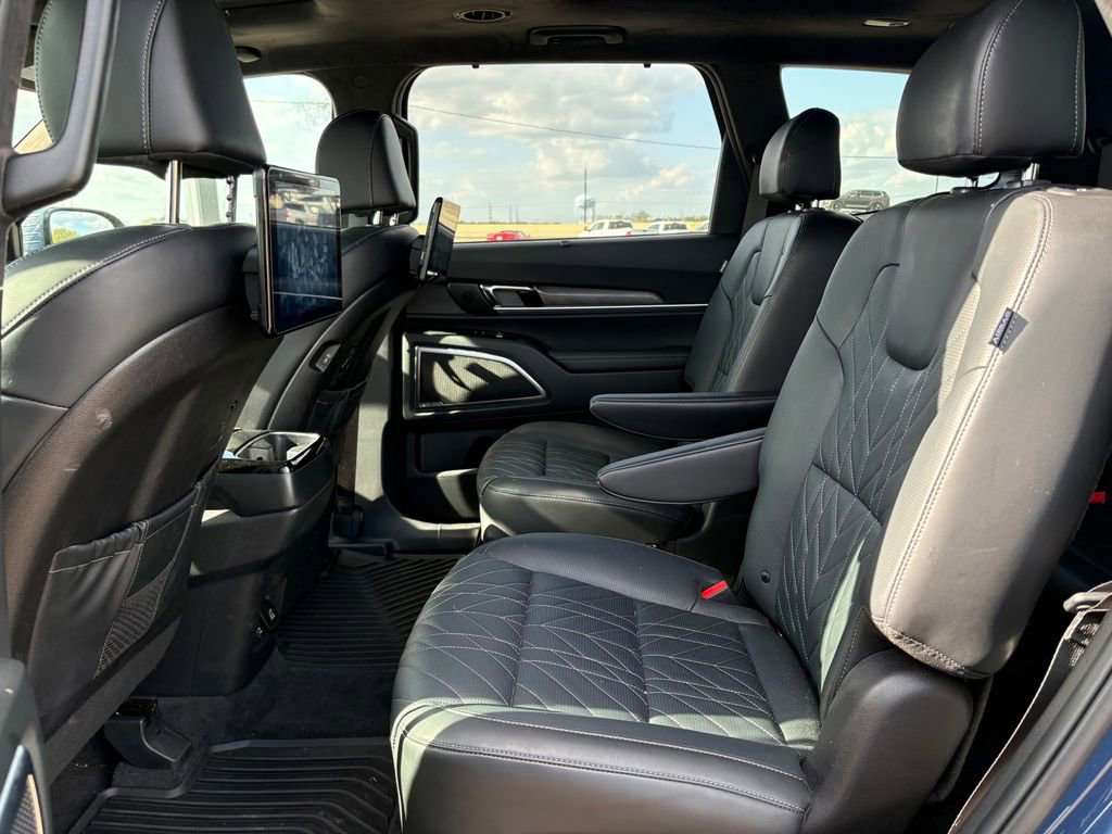 Used 2025 Kia Telluride SX Prestige X-Pro AWD/4WD image 12