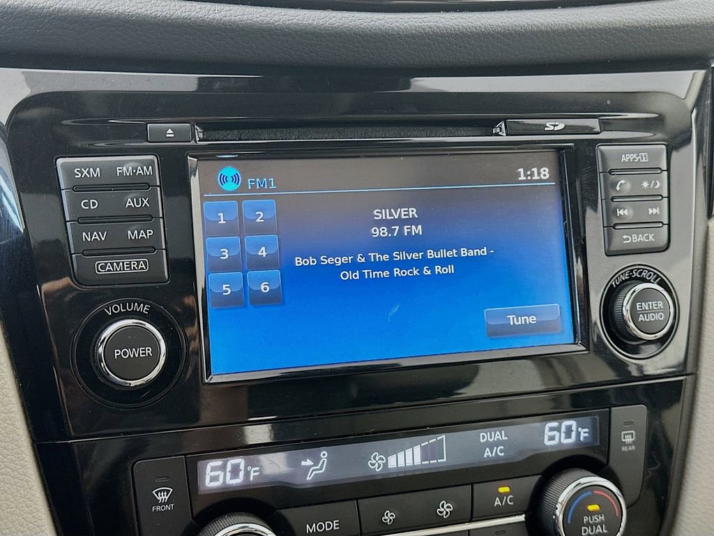 Used 2018 Nissan Rogue Sport SL w/ SL Premium Package FWD image 17