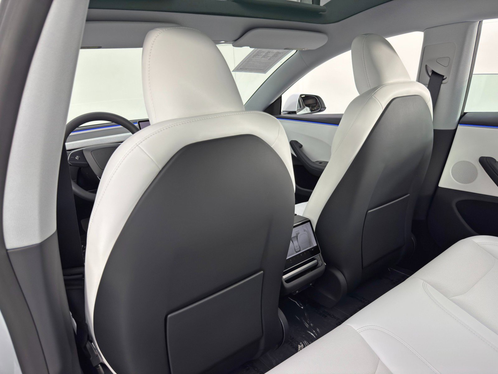 Used 2025 Tesla Model 3 Long Range image 38