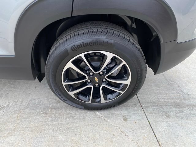 Used 2026 Chevrolet TrailBlazer LT AWD/4WD image 13