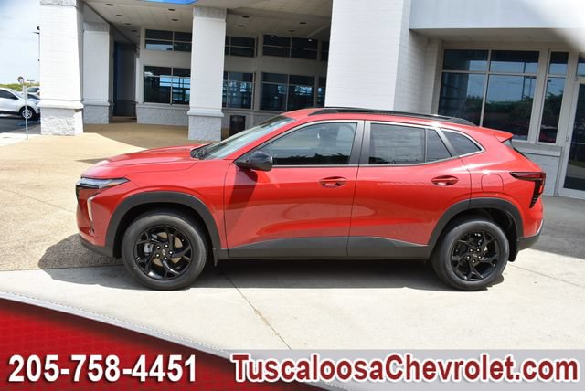 New 2026 Chevrolet Trax LT w/ Midnight Edition FWD image 6