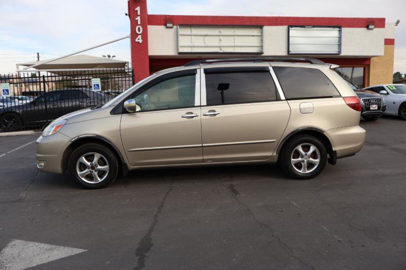 Used 2005 Toyota Sienna LE image 4