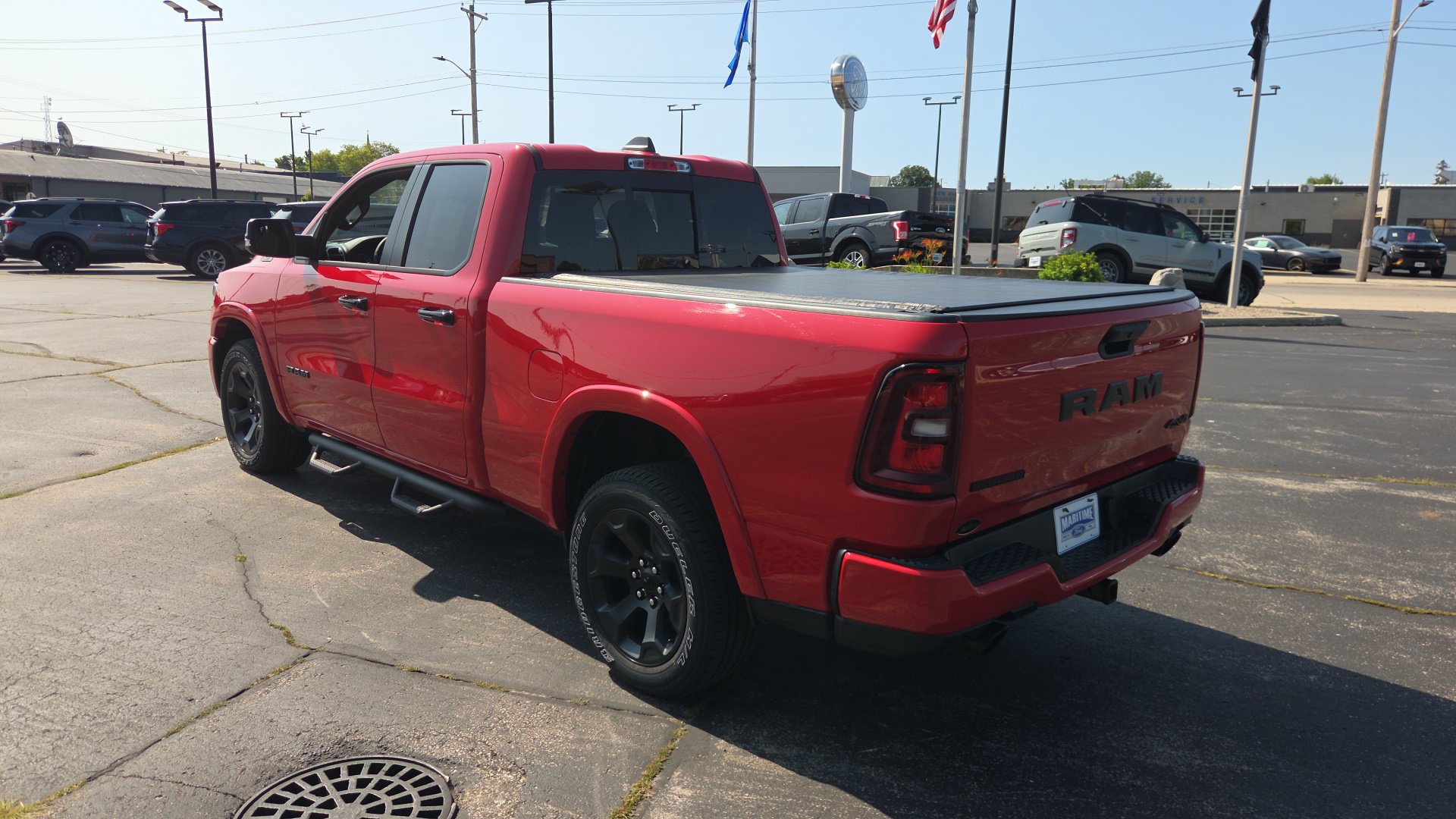 Used 2025 RAM 1500 Big Horn AWD/4WD image 4