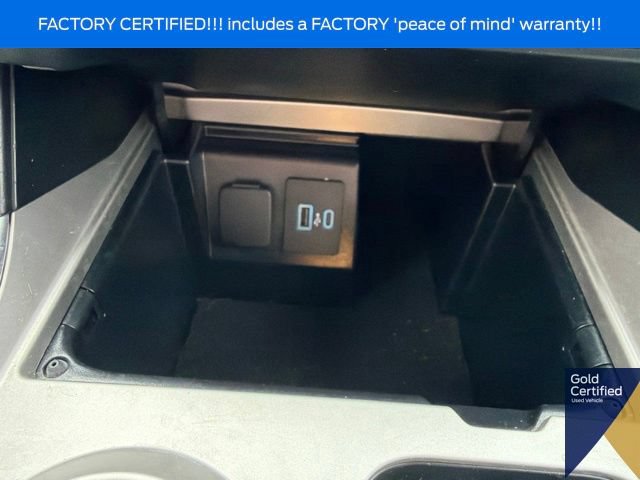 Used 2023 Ford Explorer XLT w/ Equipment Group 202A AWD/4WD image 41