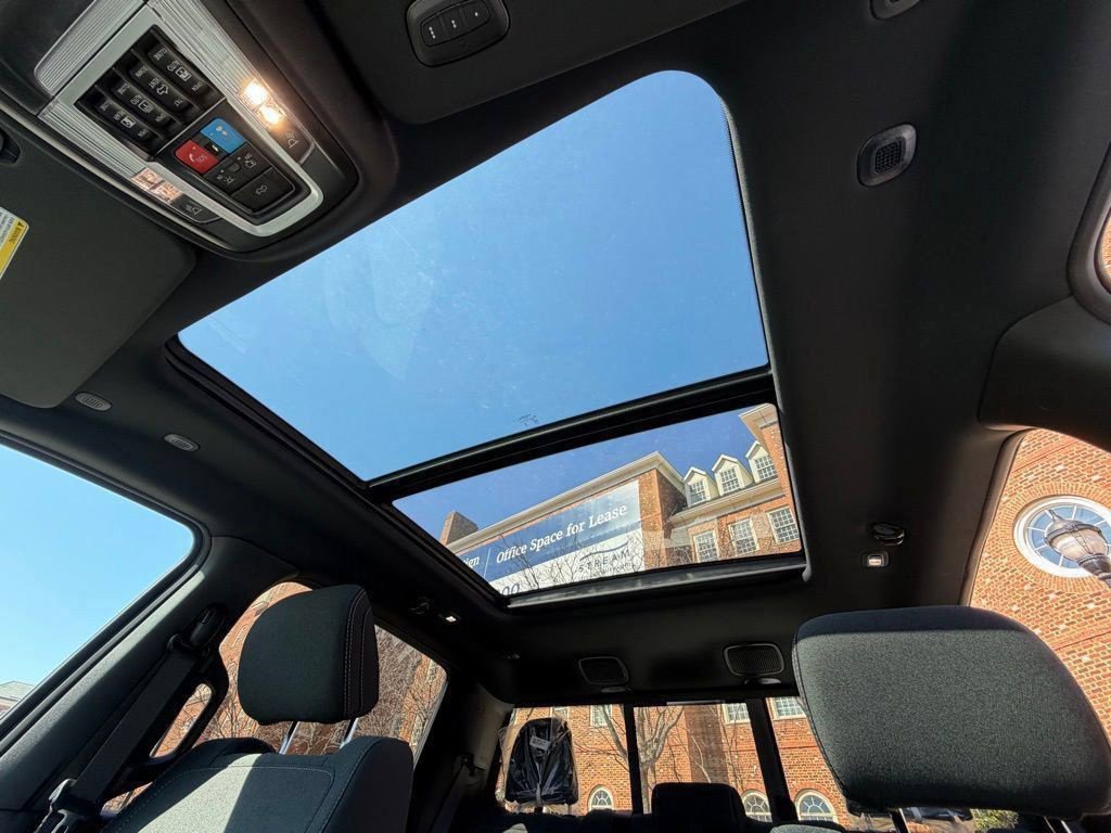 New 2026 RAM 1500 Big Horn AWD/4WD image 30