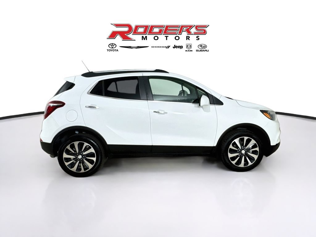 Used 2021 Buick Encore Preferred AWD/4WD image 9