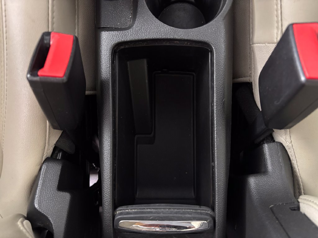 Used 2018 Buick Encore Essence w/ Experience Buick Package AWD/4WD image 29