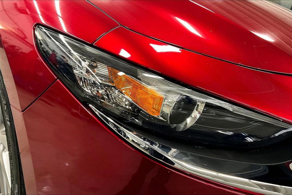 Used 2019 MAZDA MAZDA3 AWD Sedan w/ Preferred Package image 30