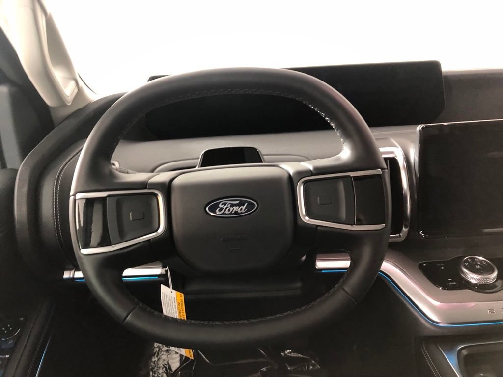 New 2026 Ford Expedition Platinum AWD/4WD image 6
