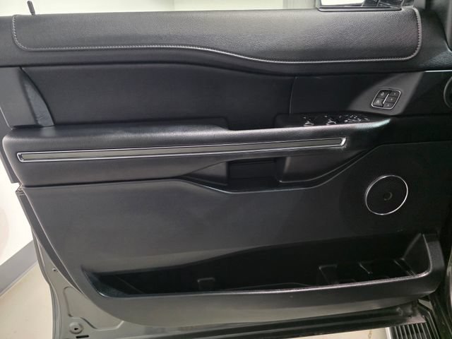 Used 2021 Ford Expedition Max XLT AWD/4WD image 12
