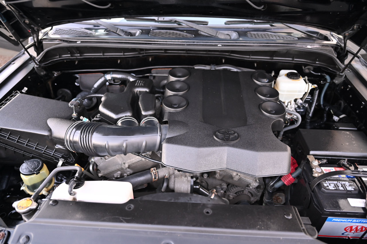 Used 2011 Toyota FJ Cruiser 4WD w/ Convenience Pkg image 35