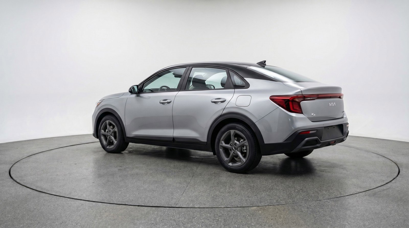 Used 2025 Kia K4 LXS image 6