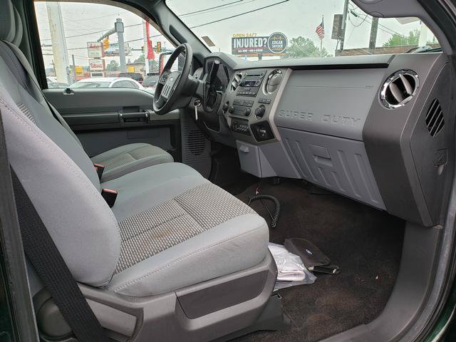 Used 2016 Ford F250 XLT w/ Snow Plow Prep Package AWD/4WD image 13