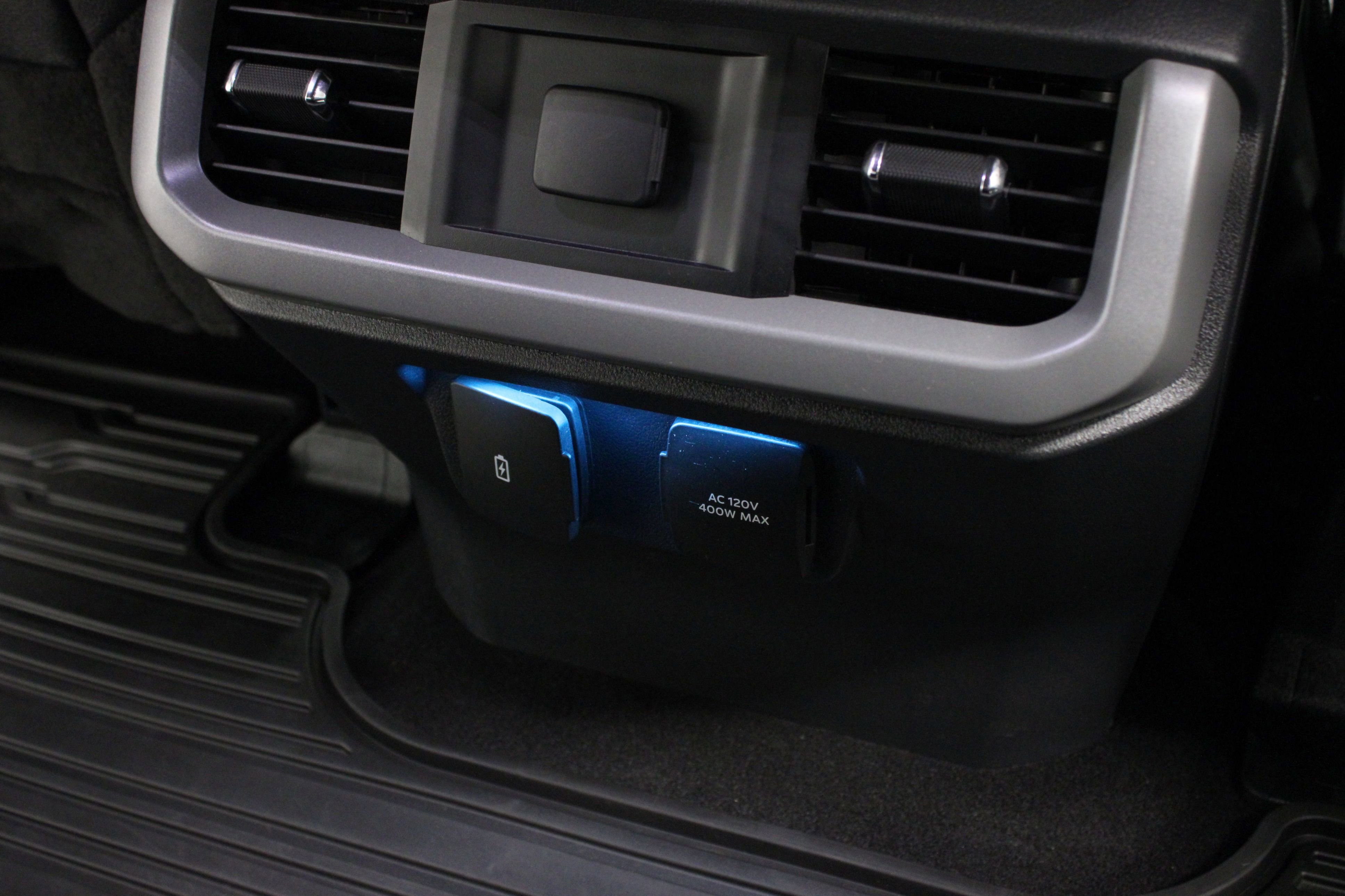 Used 2024 Ford F150 Lariat image 19