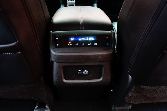Certified 2024 Nissan Pathfinder SL AWD/4WD image 36