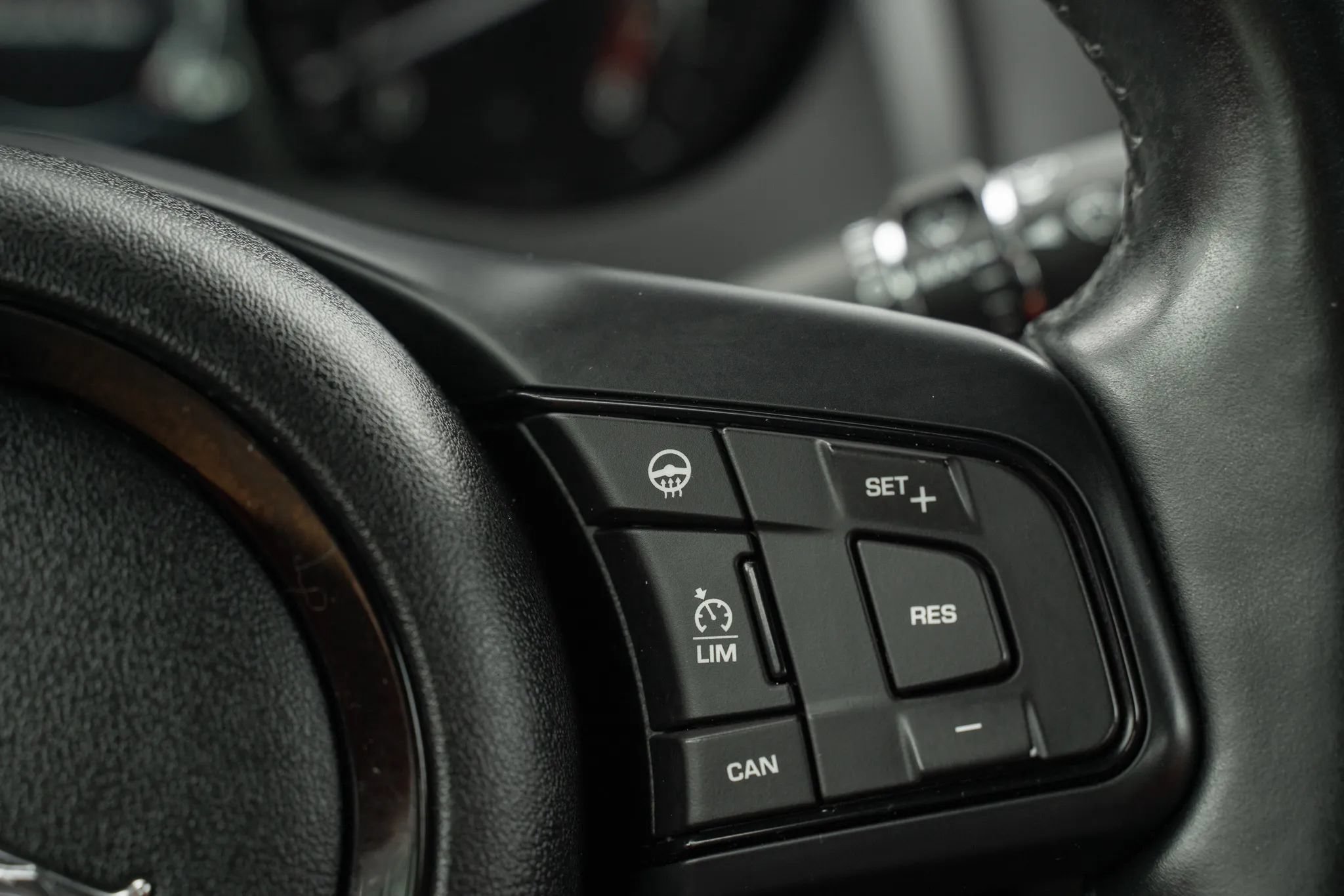 Used 2016 Jaguar F-TYPE S RWD image 19