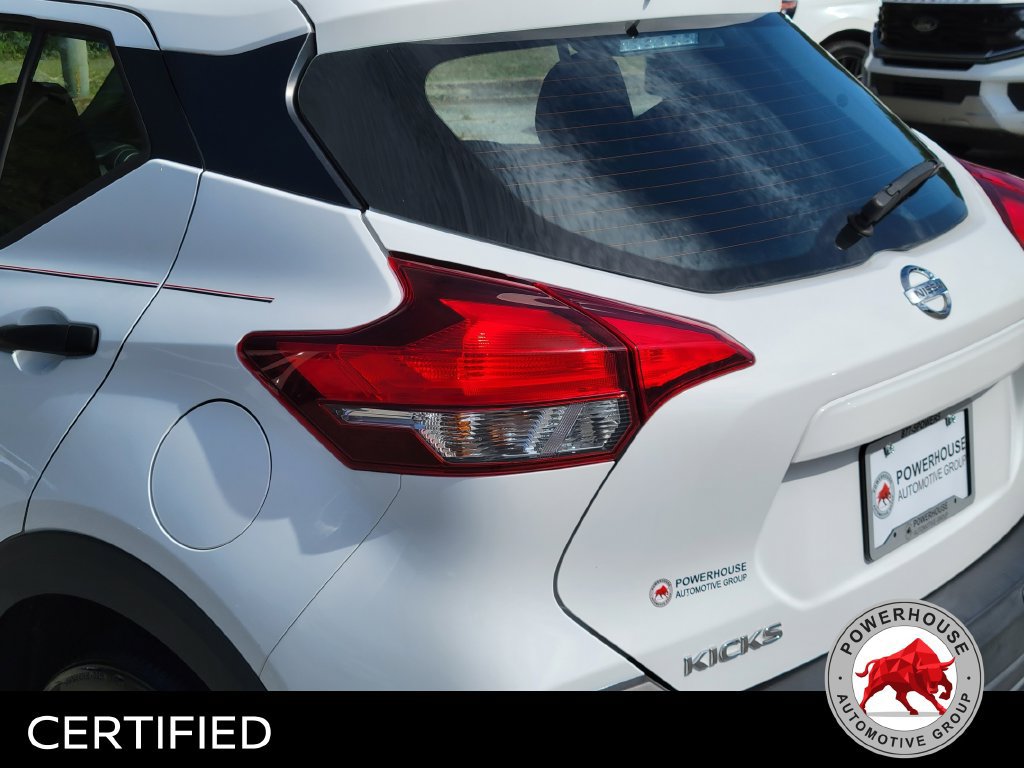Used 2020 Nissan Kicks S FWD image 13