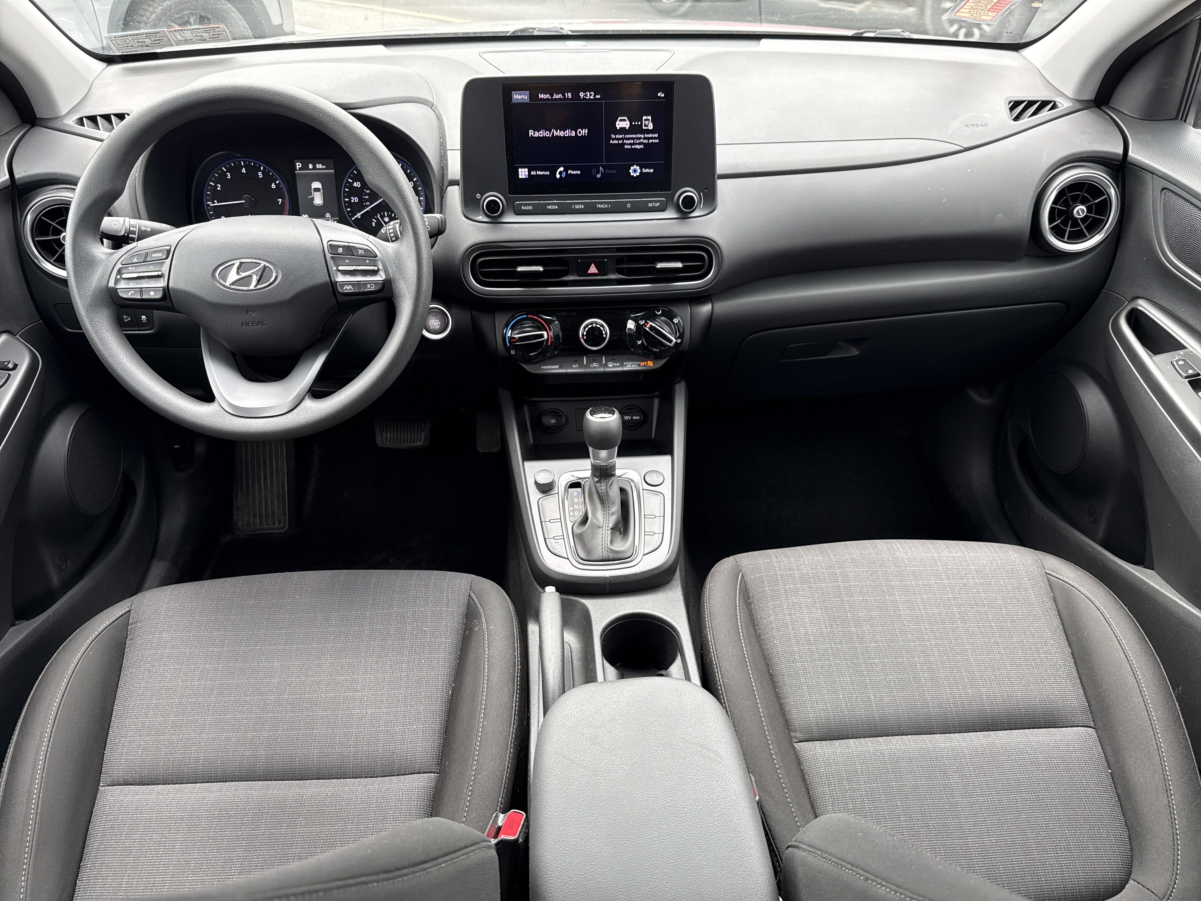 Used 2022 Hyundai Kona SEL AWD/4WD image 14