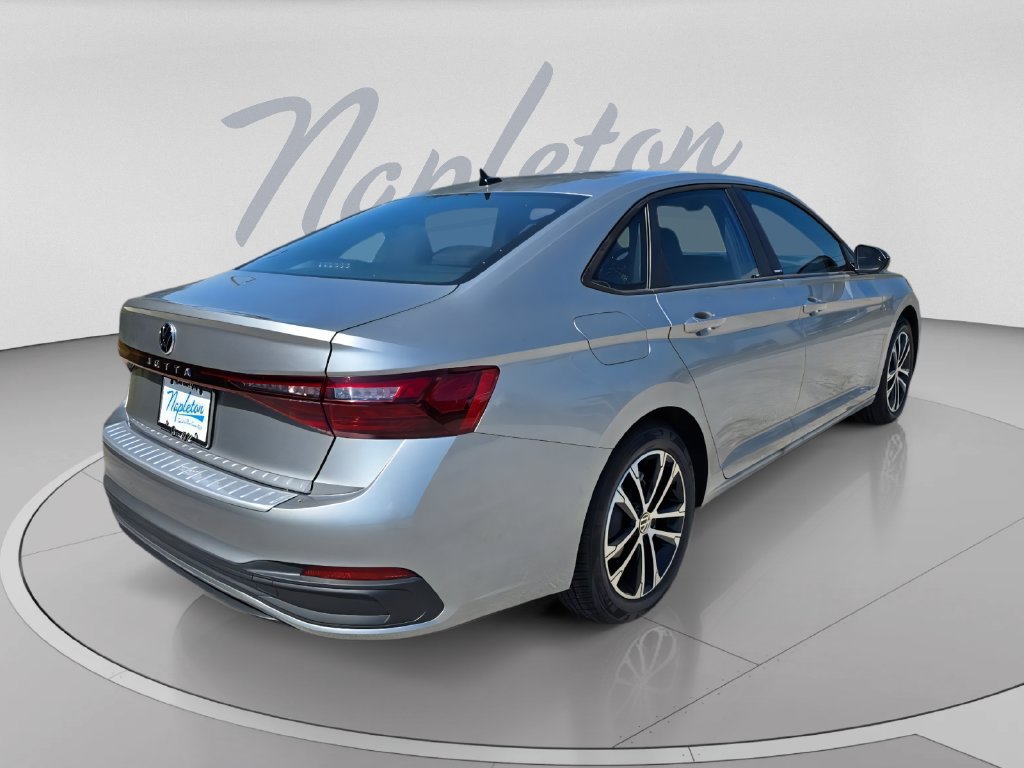 New 2025 Volkswagen Jetta Sport FWD image 4