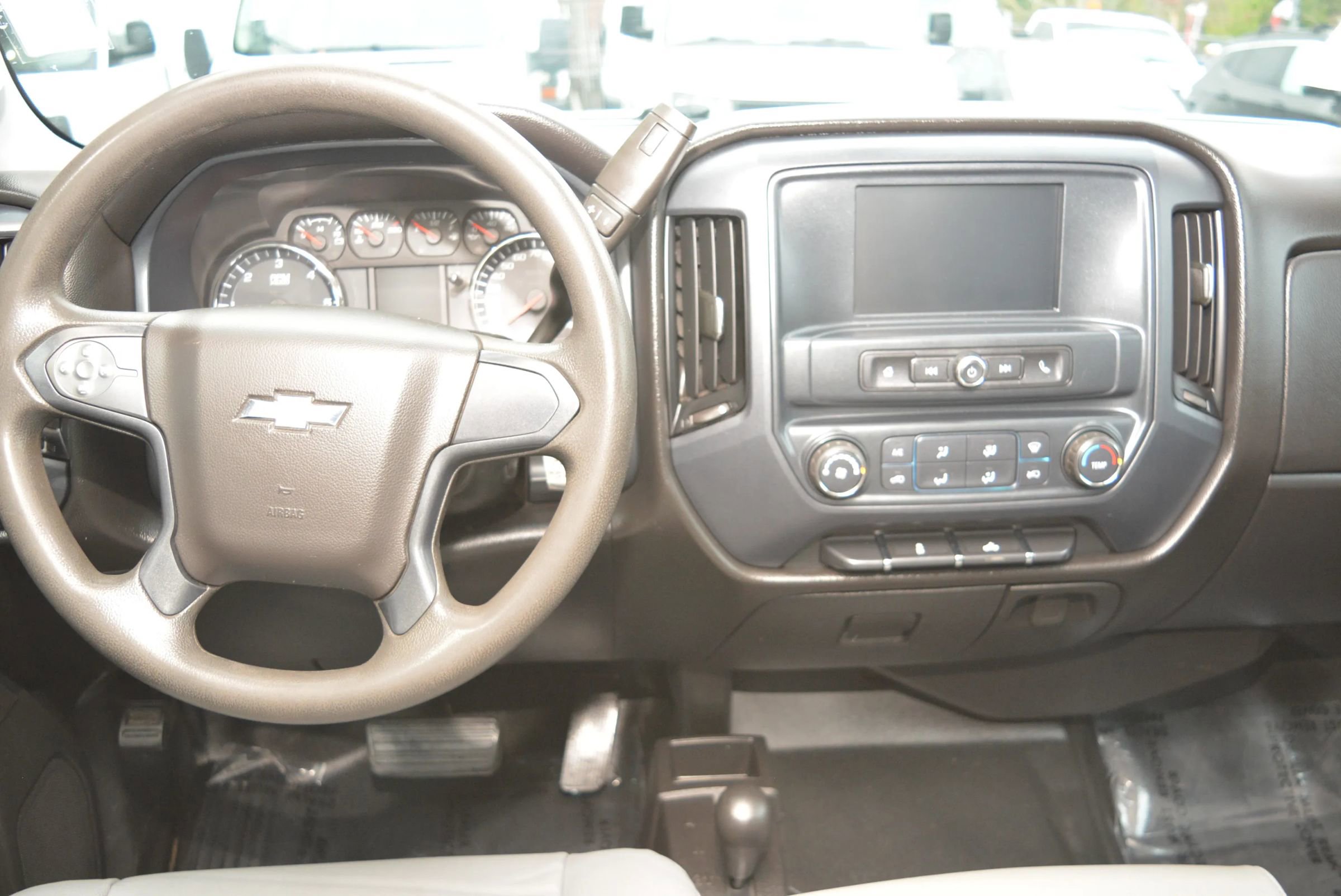 Used 2018 Chevrolet Silverado 3500 W/T AWD/4WD image 13