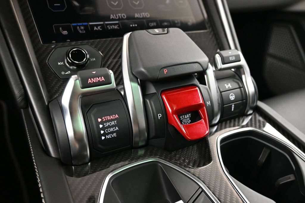 Used 2024 Lamborghini Urus S AWD/4WD image 23