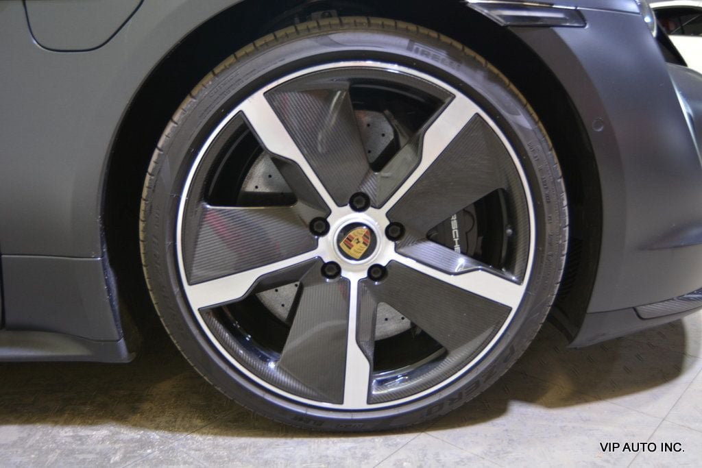 Used 2022 Porsche Taycan Turbo S AWD/4WD image 31